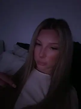 blondeeee online show from February 23, 6:08 pm