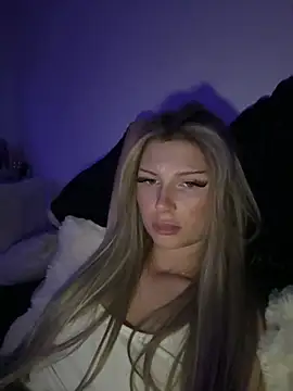 blondeeee online show from February 8, 4:59 pm