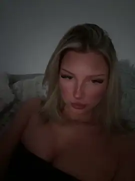 blondeeee online show from March 13, 5:29 pm