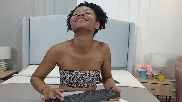 ChantalGarner online show from October 3, 12:39 pm