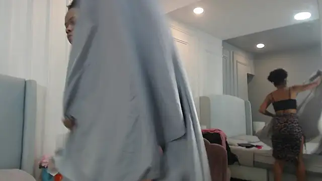 ChantalGarner online show from December 1, 12:50 pm