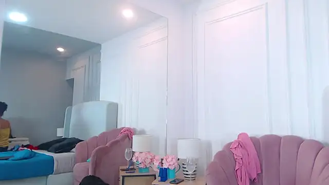 Snapshot of ChantalGarner chatting on February 24, 1:23 pm ChantalGarner online show from February 24, 1:23 pm