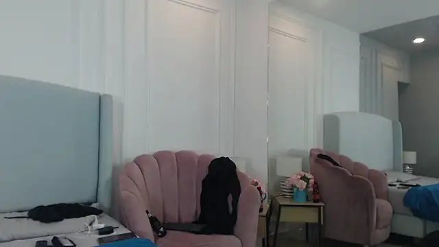 ChantalGarner online show from January 8, 1:17 pm