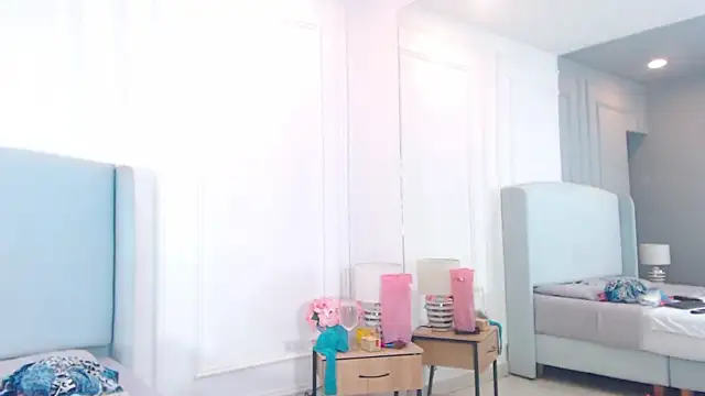 ChantalGarner online show from December 16, 1:15 pm