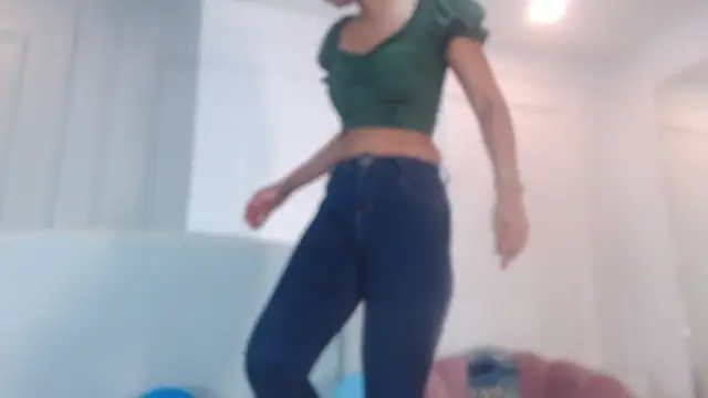 Snapshot of ChantalGarner chatting on February 7, 1:08 pm ChantalGarner online show from February 7, 1:08 pm