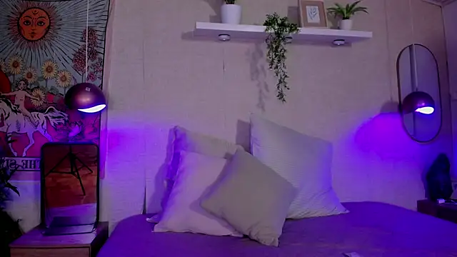 Snapshot of Violeta_dh chatting on October 14, 11:55 am Violeta dh online show from October 14, 11:55 am