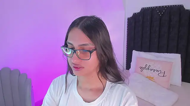 cherrylady 02 online show from January 18, 12:52 pm