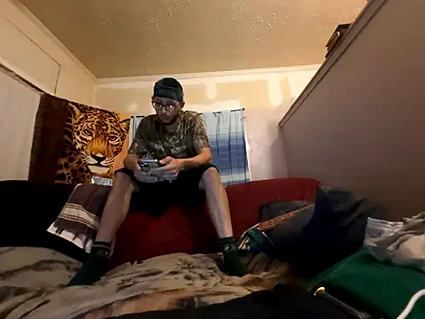 ThrowedWorldWide online show from January 8, 11:11 pm