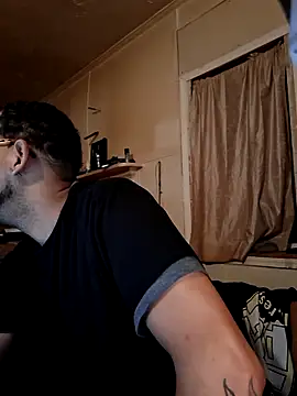 ThrowedWorldWide online show from December 1, 10:27 am