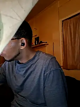 ThrowedWorldWide online show from December 3, 2:23 am