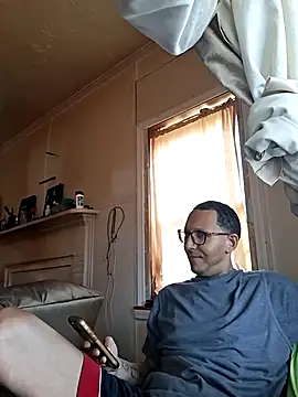 ThrowedWorldWide online show from December 4, 3:11 pm