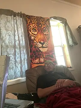 ThrowedWorldWide online show from March 11, 6:35 pm