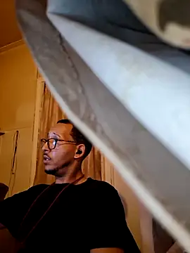 ThrowedWorldWide online show from November 26, 5:29 am