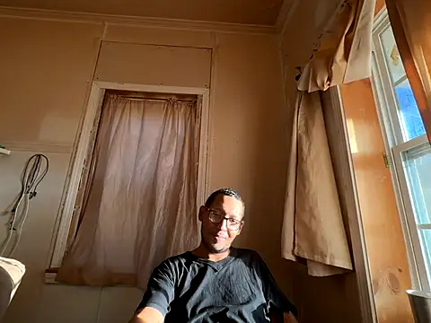 ThrowedWorldWide online show from December 14, 9:31 pm