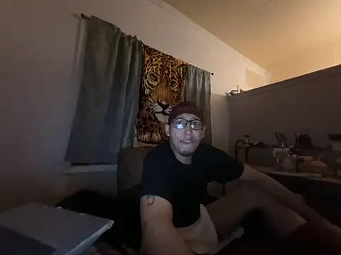 ThrowedWorldWide online show from March 14, 11:27 am