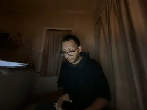 ThrowedWorldWide online show from December 19, 2:37 am