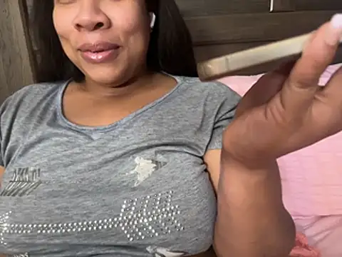 NeliaHexxen online show from November 8, 5:33 am