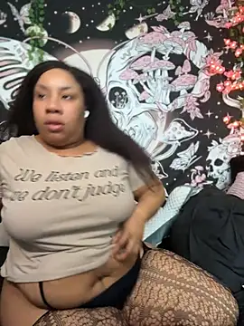 NeliaHexxen online show from June 28, 9:32 pm