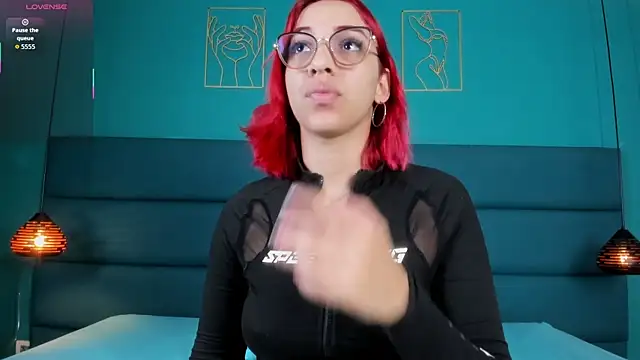 theladymonserrateshow online show from April 21, 12:23 pm