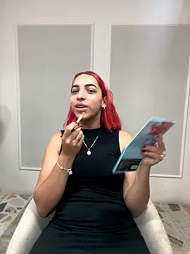 theladymonserrateshow online show from November 25, 12:05 pm