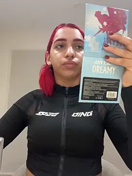 theladymonserrateshow online show from December 4, 12:15 pm