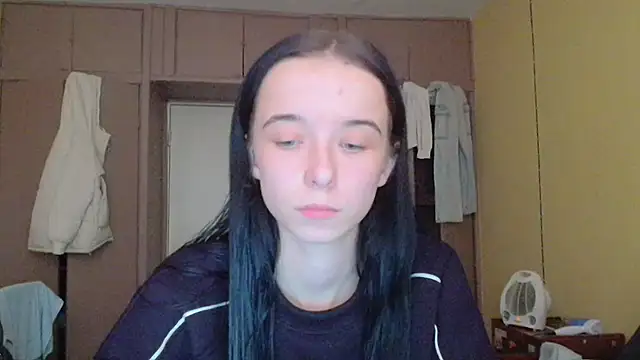 Emilia Light online show from October 29, 9:30 am