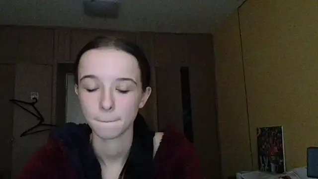 Snapshot of Emilia_Light chatting on October 8, 5:53 am Emilia Light online show from October 8, 5:53 am