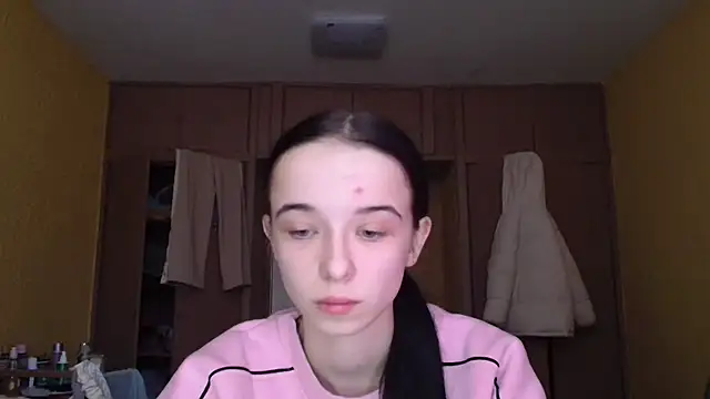 Emilia Light online show from January 12, 8:43 am