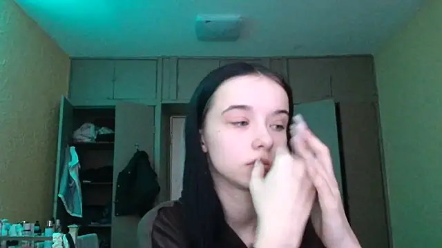 Emilia Light online show from March 11, 6:29 am