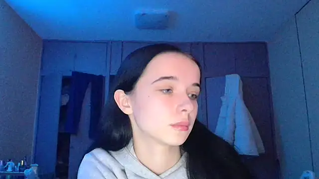 Emilia Light online show from December 21, 10:06 am