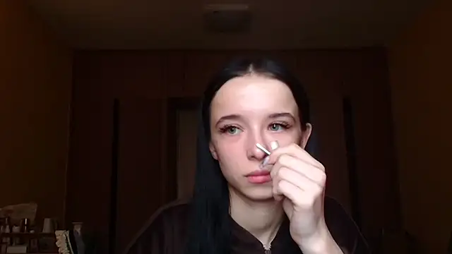 Emilia Light online show from March 19, 6:57 am