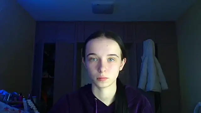 Emilia Light online show from February 2, 7:29 am