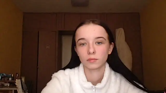 Emilia Light online show from February 5, 11:39 am