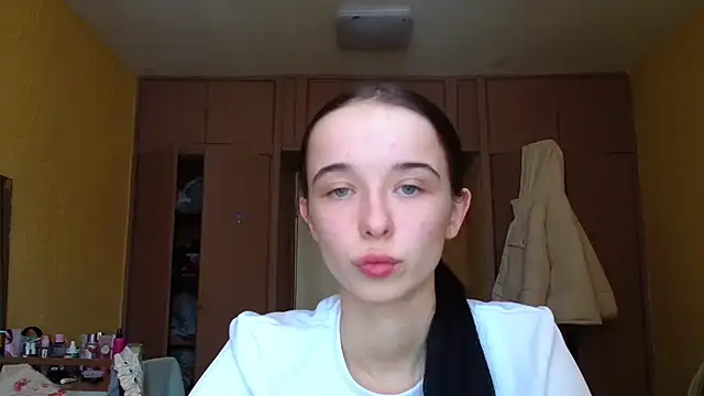 Emilia Light online show from January 19, 10:19 am