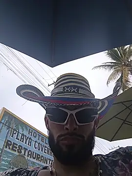 kingbickcockDn online show from January 14, 7:06 pm