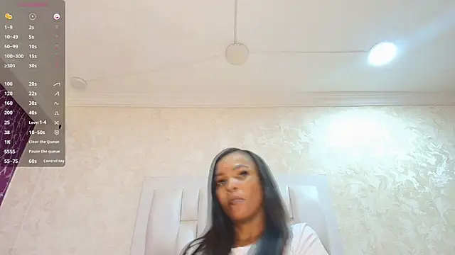 Layla lell online show from March 29, 12:18 pm