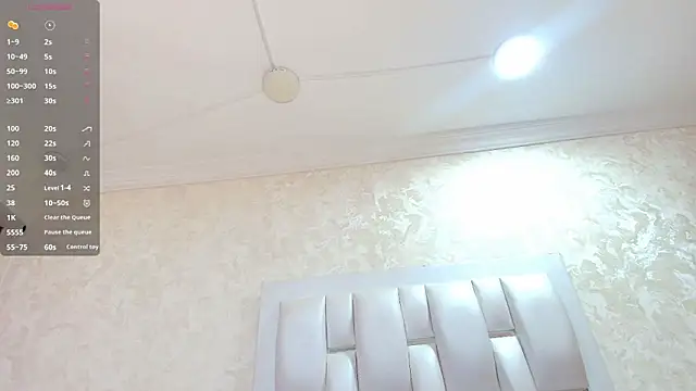 Layla lell online show from April 14, 12:43 pm