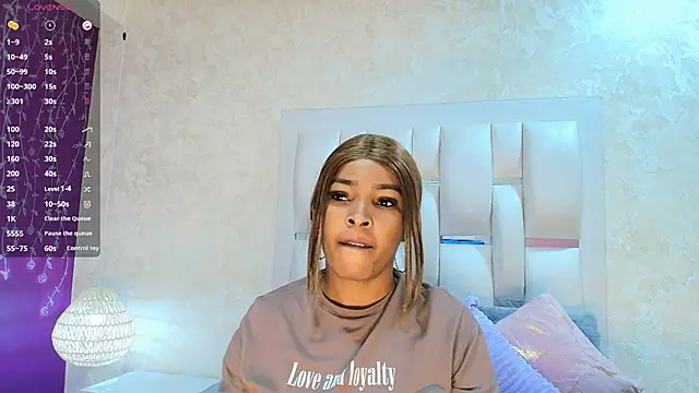 Layla lell online show from March 20, 12:28 pm