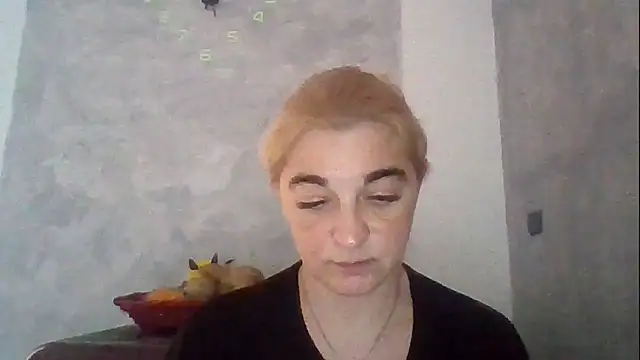 GoldenAngelMilf online show from April 19, 4:30 pm