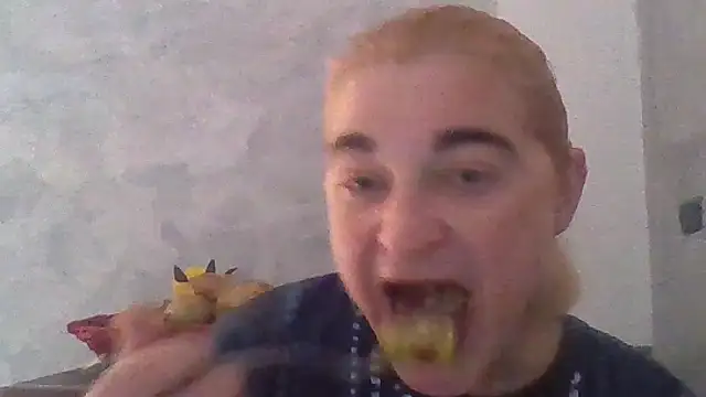 GoldenAngelMilf online show from April 9, 12:33 pm