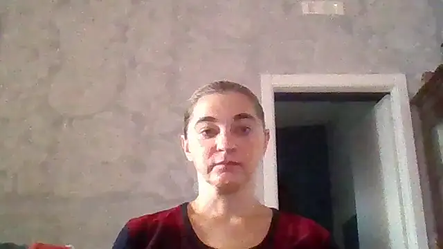 Snapshot of GoldenAngelMilf chatting on October 31, 8:00 am GoldenAngelMilf online show from October 31, 8:00 am