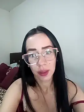 Snapshot of YaraDuartee chatting on March 27, 12:08 am YaraDuartee online show from March 27, 12:08 am