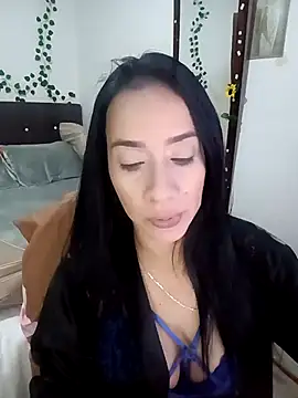 YaraDuartee online show from November 6, 12:25 am