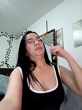 YaraDuartee online show from November 19, 12:54 am