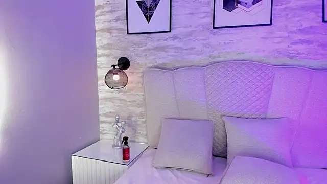 ashlye collins online show from November 22, 6:56 am