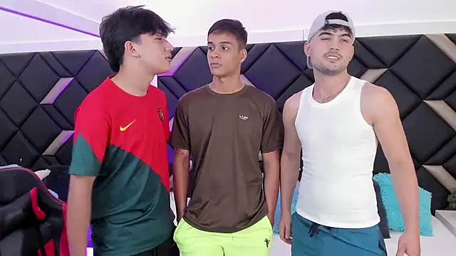 Spaceboys18 online show from November 9, 1:09 am