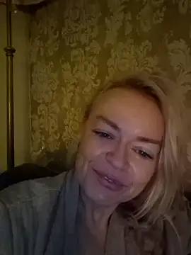 Snapshot of demidelightfulxx chatting on October 5, 6:04 am demidelightfulxx online show from October 5, 6:04 am