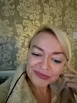 Snapshot of demidelightfulxx chatting on October 11, 11:00 am demidelightfulxx online show from October 11, 11:00 am