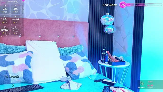 LiaTeylor online show from April 14, 7:08 pm