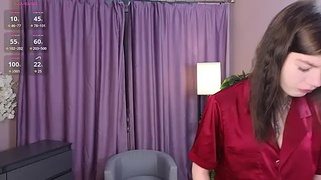 TwixieGuo online show from December 17, 10:20 am